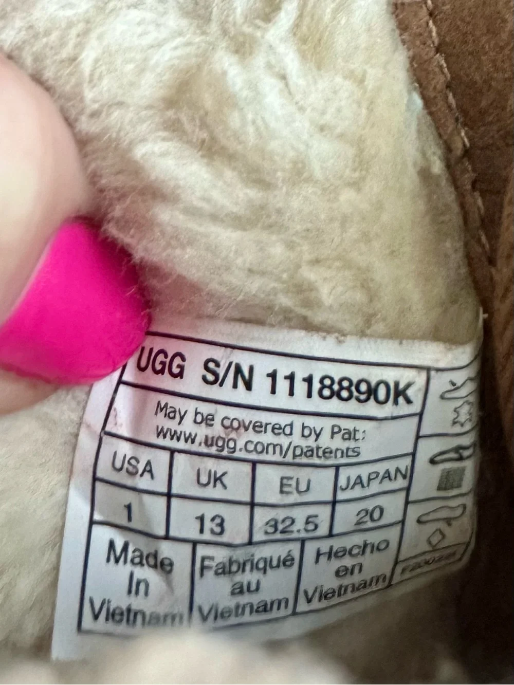 UGG Kids Classic Shearling-Lined Boot in Chestnut, Gently Used Size 1